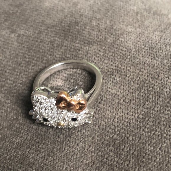 KLS HELLO KITTY DIAMOND RING - Picture 3 of 5